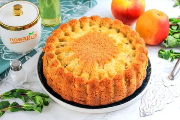 Сочный пирог с яблоками Сочный пирог с яблоками