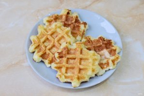 Сырники в вафельнице Сырники в вафельнице