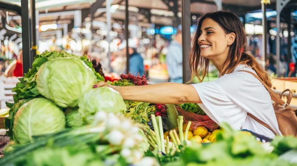 По мнению диетологов, эти продукты помогают уменьшить второй подбородок и лишний объем По мнению диетологов, эти продукты помогают уменьшить второй подбородок и лишний объем