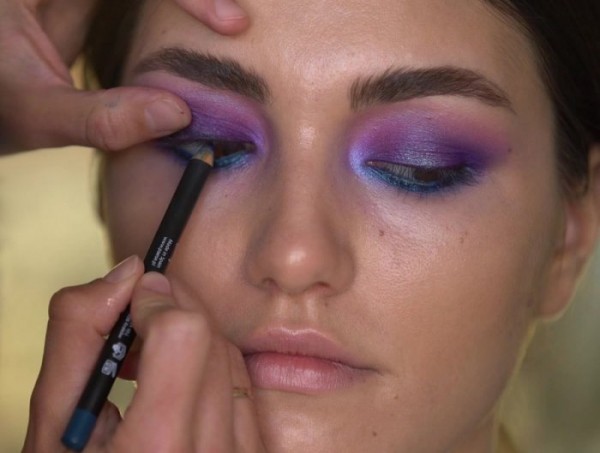 
Цветной Smoky Eyes
