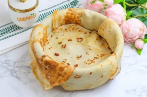 Блинный торт с ягодами Блинный торт с ягодами