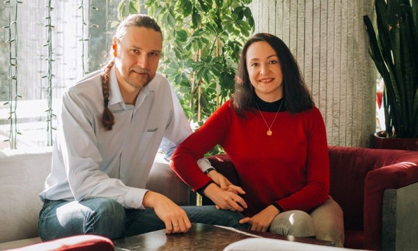 
&laquo;Мама моего сына ушла из роддома одна&raquo;. Опыт семьи, которая не хранила тайну усыновления
