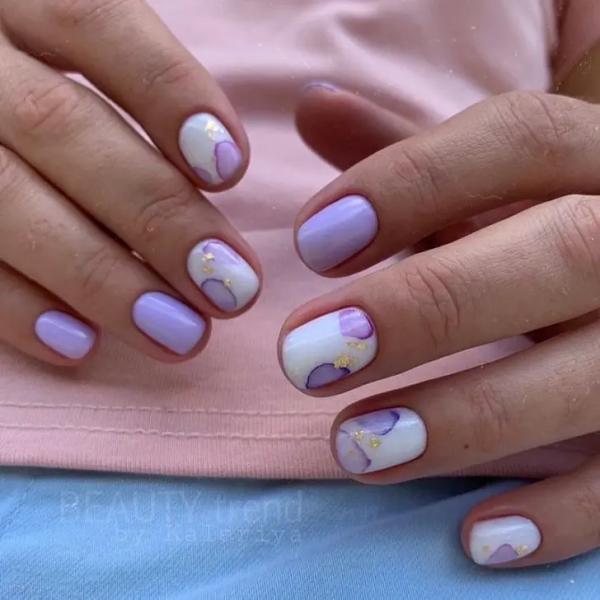 19 новых идей короткого маникюра на лето, который захотят все