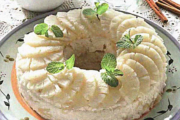 
Рисовый пудинг с кокосом и ананасом
