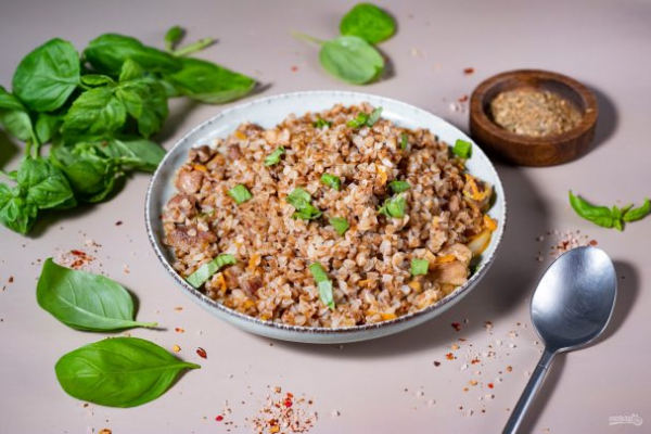 Каша с мясом в горшочке Каша с мясом в горшочке