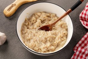 Куриные котлеты с хлебом