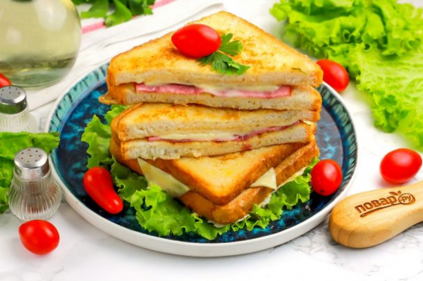 Тосты с ветчиной и сыром