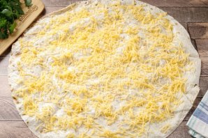 Рулет из лаваша с сыром Рулет из лаваша с сыром