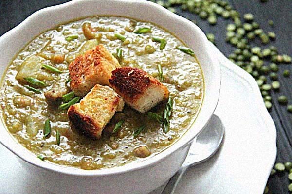Гороховый суп с ветчиной и крутонами
Гороховый суп с ветчиной и крутонами
