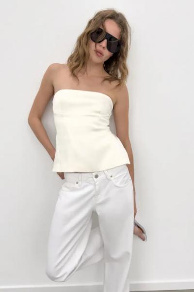 8 трендовых летних топов от Zara, которые сделают талию стройнее