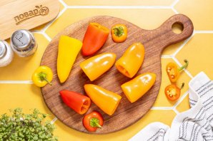 Маринованные мини-перцы с сыром