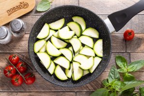 Рататуй с картошкой на сковороде Рататуй с картошкой на сковороде