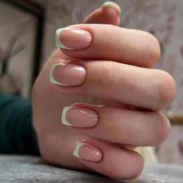 20 френчей в пастельных оттенках, модный и жизнерадостный летний маникюр