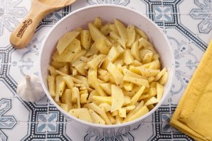 Курица с картошкой в аэрогриле Курица с картошкой в аэрогриле