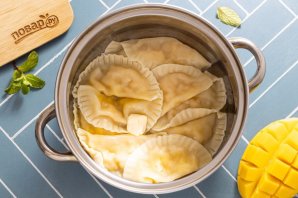Вареники с манго Вареники с манго